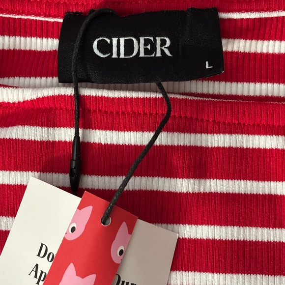 CIDER Red & White Striped Ribbed Cap Sleeve Top NWT - Picture 2 of 5